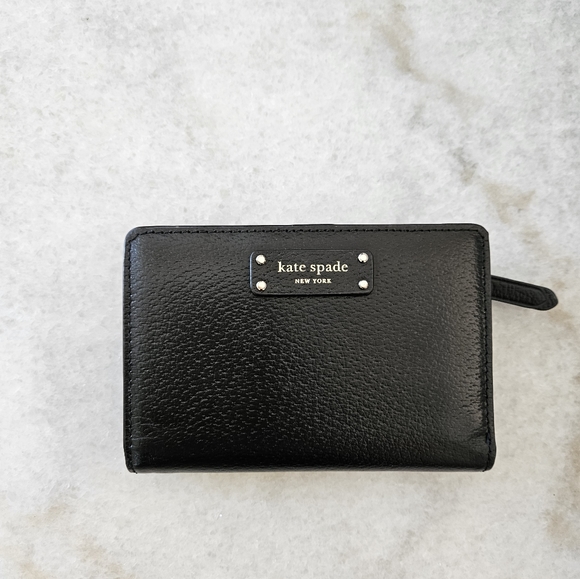 kate spade Handbags - Kate spade wallet